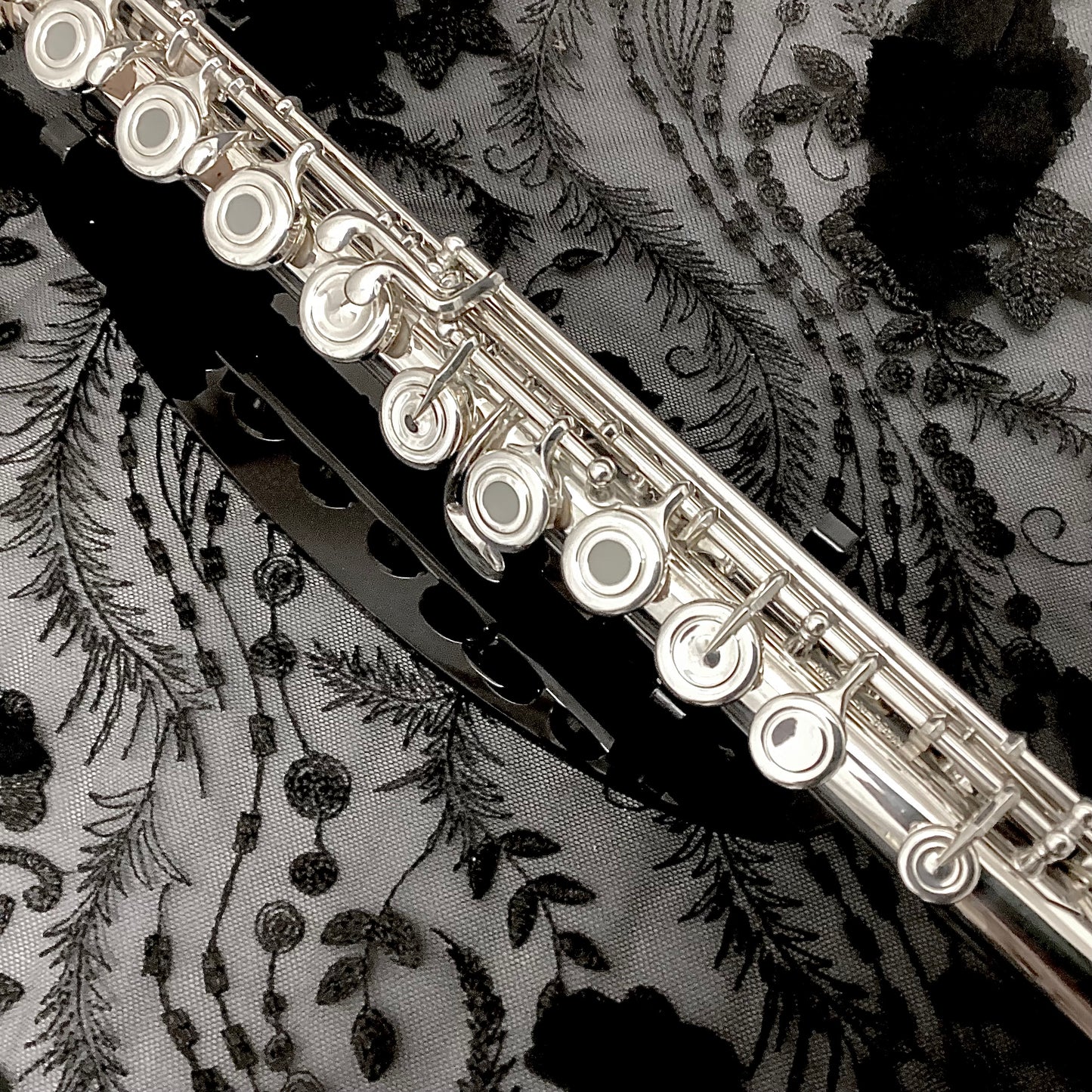 Azumi AZ3 #1285 Pre-Owned Flute