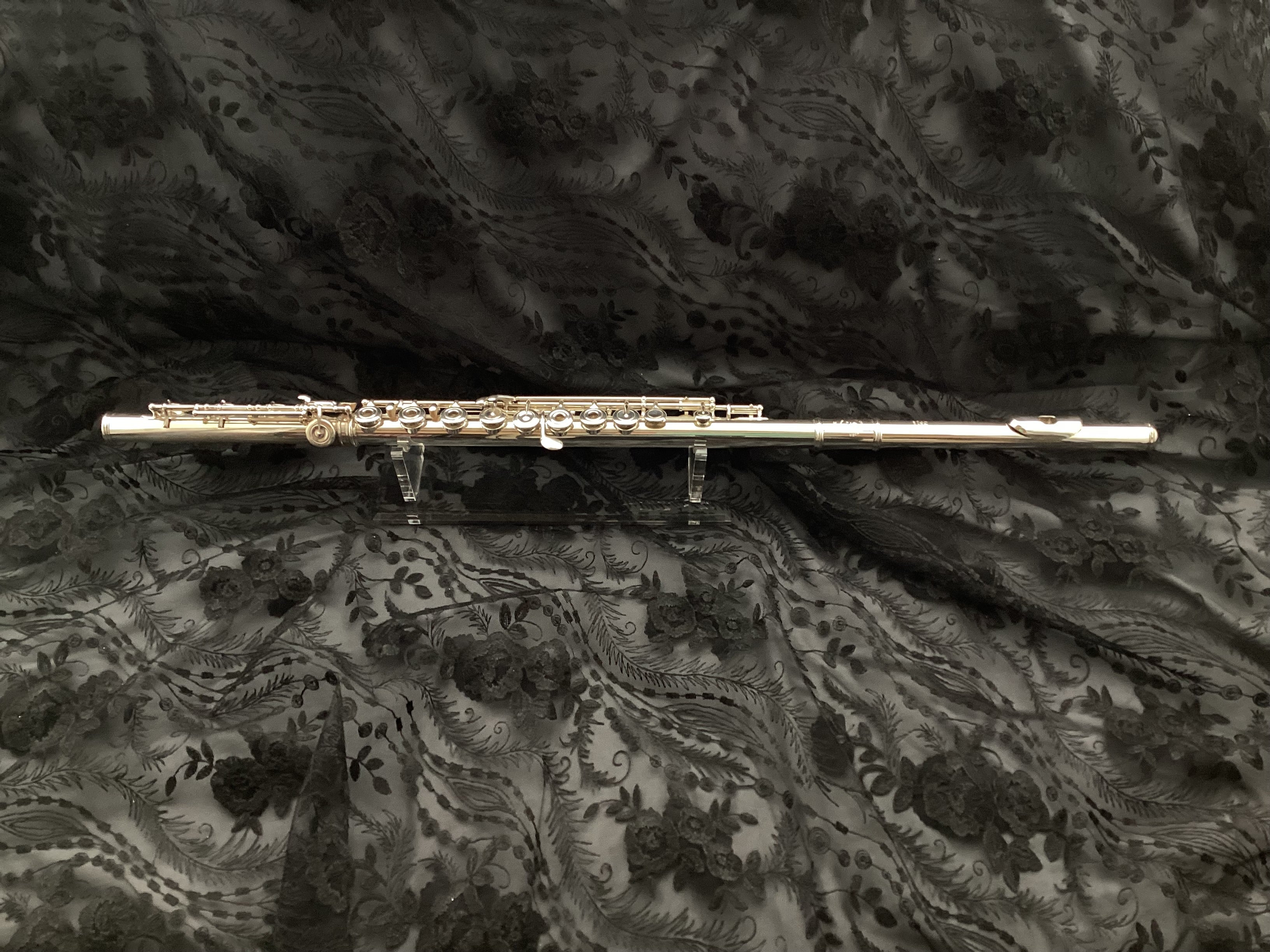 Shop All Pre-Owned – Pro Flutes